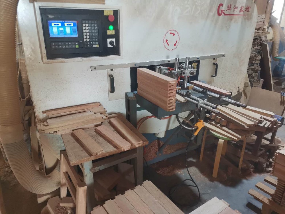 開榫頭必備機器數控開榫機